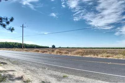 9437 Copperopolis Road, Stockton, CA 95215 - Photo 10