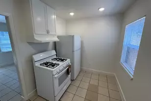 2517 E Harding Way, Stockton, CA 95205 - Photo 6