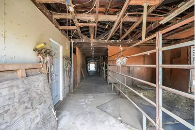 19814 W Grant Line Road, Tracy, CA 95391 - Photo 28