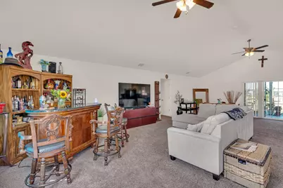 17225 Custer Avenue, Dos Palos, CA 93620 - Photo 6