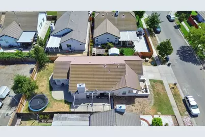 8427 Serio Way, Elk Grove, CA 98758 - Photo 42