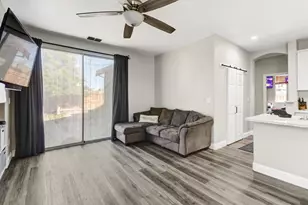 8427 Serio Way, Elk Grove, CA 98758 - Photo 10