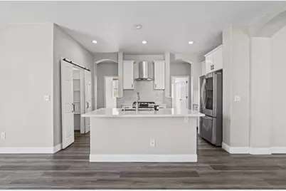 8427 Serio Way, Elk Grove, CA 95758 - Photo 16