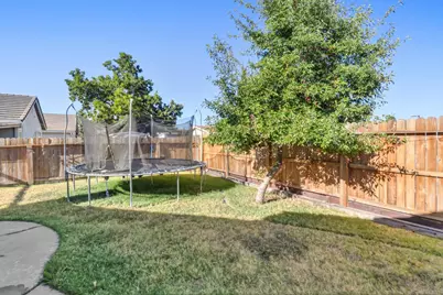8427 Serio Way, Elk Grove, CA 95758 - Photo 46