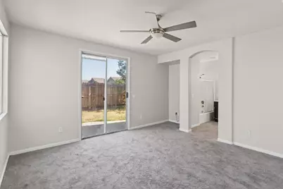 8427 Serio Way, Elk Grove, CA 95758 - Photo 26