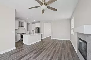 8427 Serio Way, Elk Grove, CA 95758 - Photo 12
