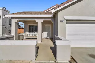 8427 Serio Way, Elk Grove, CA 98758 - Photo 2