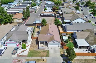 8427 Serio Way, Elk Grove, CA 98758 - Photo 40