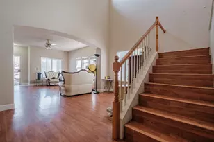 7250 Radha Dr, Sacramento, CA 95828 - Photo 6