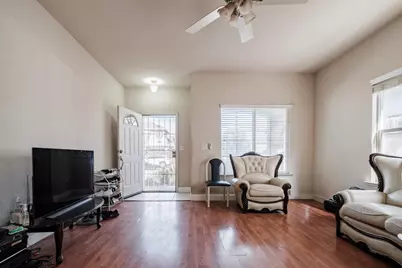 7250 Radha Drive, Sacramento, CA 95828 - Photo 2