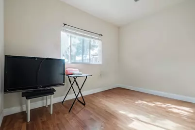 7250 Radha Drive, Sacramento, CA 95828 - Photo 14