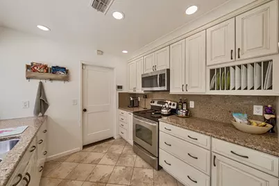 802 Dunbarton Circle, Sacramento, CA 95825 - Photo 12