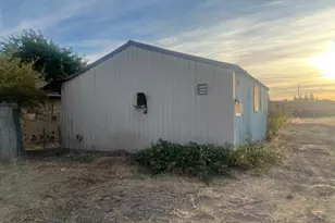 26422 N Hwy 99, Acampo, CA 95220 - Photo 16