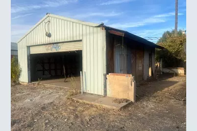 26422 N Highway 99, Acampo, CA 95220 - Photo 6