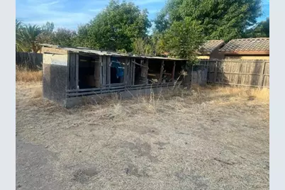 26422 N Highway 99, Acampo, CA 95220 - Photo 22
