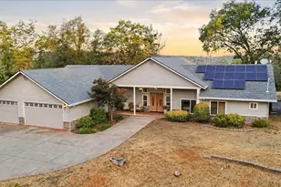19372 Buck Ridge Rd, Grass Valley, CA 95949 - Photo 2