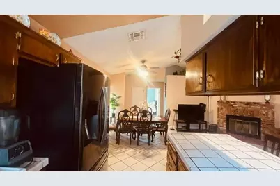 5900 Stone Bridge Lane, Bakersfield, CA 93313 - Photo 12