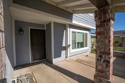 4221 Rosecrest Way, Sacramento, CA 95826 - Photo 4