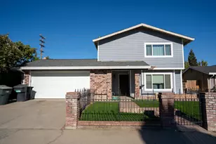 4221 Rosecrest Way, Sacramento, CA 95826 - Photo 2