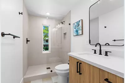2820 D Street, Sacramento, CA 95816 - Photo 16
