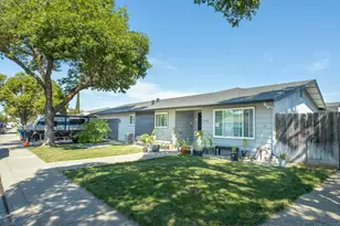 2705 Stoneridge Dr, Modesto, CA 95355 - Photo 2