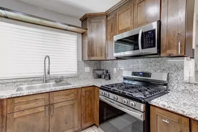 2705 Stoneridge Drive, Modesto, CA 95355 - Photo 12