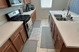 10843 Albano Ln, Stockton, CA 95209 - Photo 4