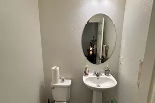 10843 Albano Ln, Stockton, CA 95209 - Photo 6