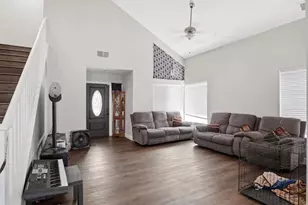 2025 Homer Henry Ct, Tracy, CA 95376 - Photo 8