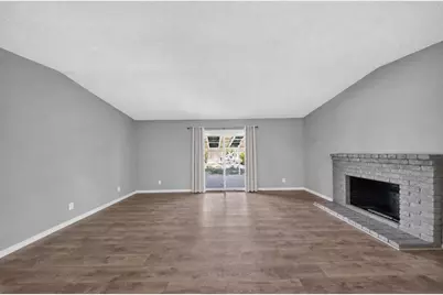 8616 Marlboro Ct, Stockton, CA 95210 - Photo 10