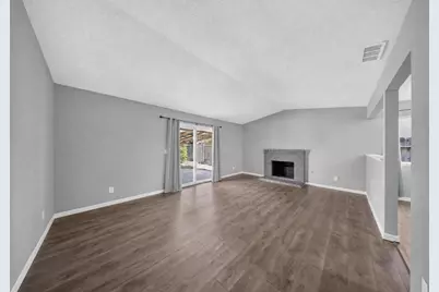 8616 Marlboro Ct, Stockton, CA 95210 - Photo 28