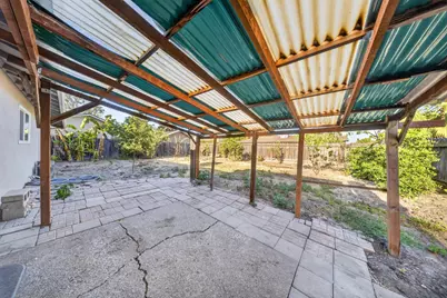 8616 Marlboro Ct, Stockton, CA 95210 - Photo 36