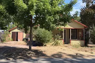 5201 9th Ave, Sacramento, CA 95820 - Photo 2