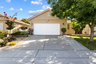 171 Aruba Cir, Sacramento, CA 95823 - Photo 1