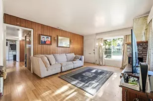 5241 59th St, Sacramento, CA 95820 - Photo 40