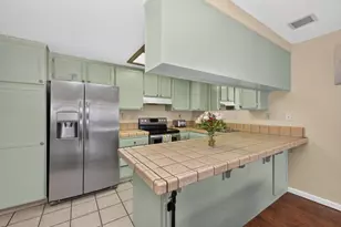 5408 Engle Rd, Carmichael, CA 95608 - Photo 2