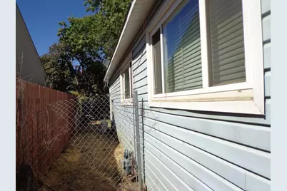 910 Calvados Avenue, Sacramento, CA 95815 - Photo 18
