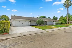 14 W Canterbury Dr, Stockton, CA 95207 - Photo 2