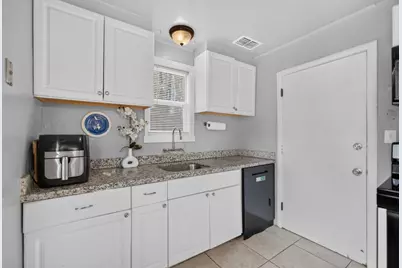 7600 25th Avenue, Sacramento, CA 95820 - Photo 14