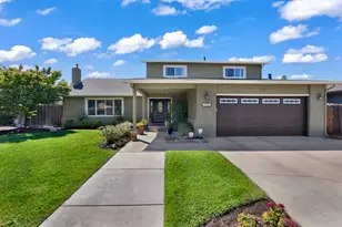 1945 Clemson Ct, Turlock, CA 95382 - Photo 2