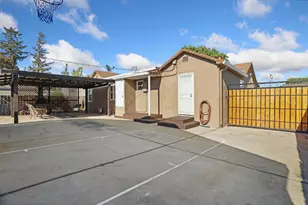 1315 S Lee Ave, Lodi, CA 95240 - Photo 40