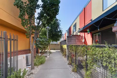 1818 22nd Street #111, Sacramento, CA 95816 - Photo 16