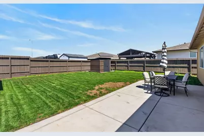 983 Amador Avenue, Galt, CA 95632 - Photo 42