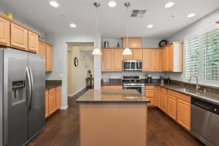 709 Pekin Ct, Roseville, CA 95747 - Photo 32