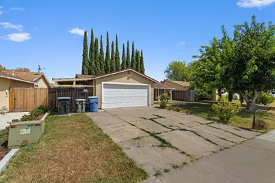 7949 Deer Water Drive, Sacramento, CA 95823 - Photo 2