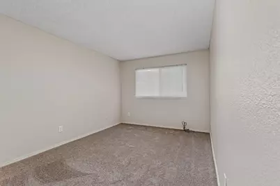 7949 Deer Water Drive, Sacramento, CA 95823 - Photo 16