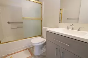 831 Waterford Ave, Stockton, CA 95206 - Photo 20