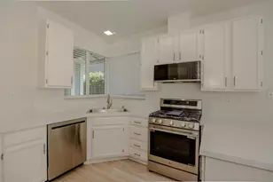 1220 Sun Valley Dr, Woodland, CA 95776 - Photo 6