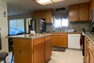 2800 Skybrite Dr, Ceres, CA 95307 - Photo 4