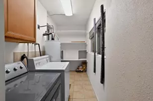 5800 Rosebud Ln, Sacramento, CA 95841 - Photo 22